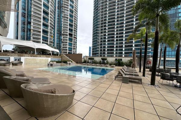 Se vende apartamento en punta pacifica