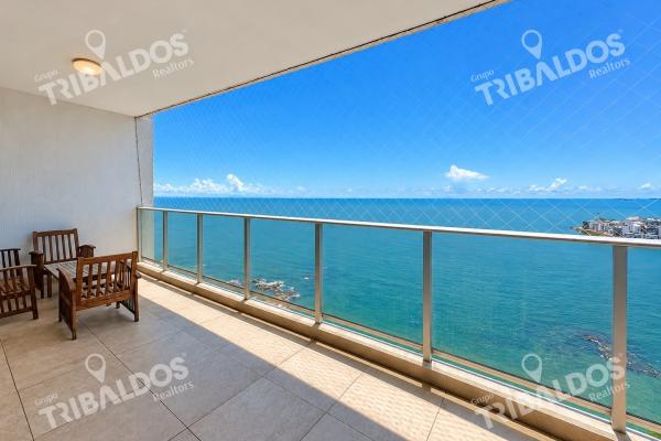 Oceanfront apartment for sale | 204 m2