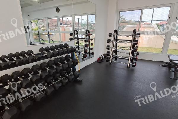 Venta de casa en villa valencia, costa sur con paneles solares