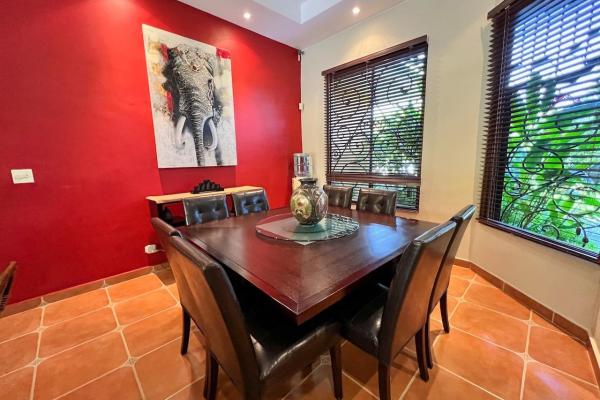 Hermosa casa privada en venta en coronado.