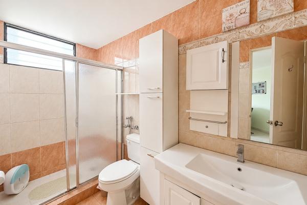 Alquiler de apartamento con vista al mar en ave. balboa