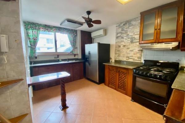 The crab, apartment for sale.