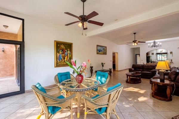 Amplio apartamento amueblado en planta baja en valle