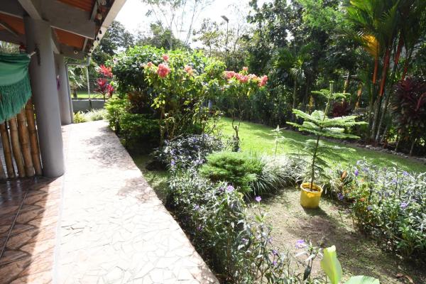 Hostal en el valle de antón, coclé