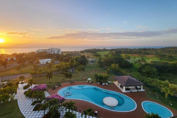 Apartamento con vista al mar en perlamar