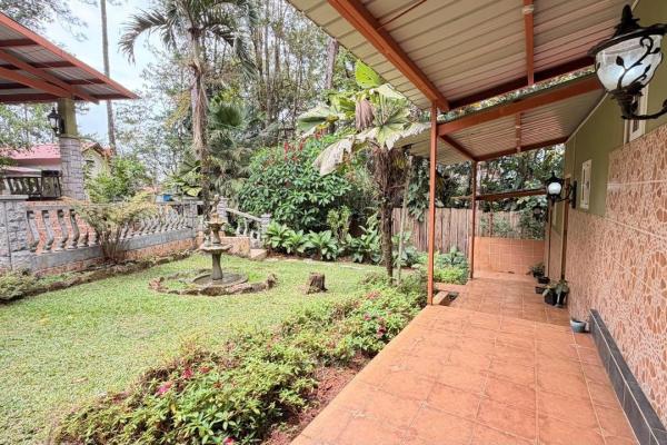 Venta de casa en el nido, cerro azul.