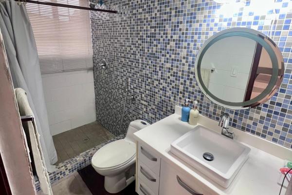 Vendo casa unifamiliar en ph castel novo – espaciosa y lista para ocupar