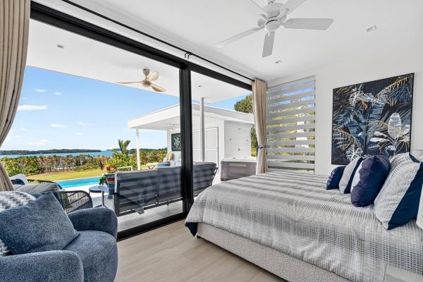 Casa moderna-hermosa bay boca chica panamá