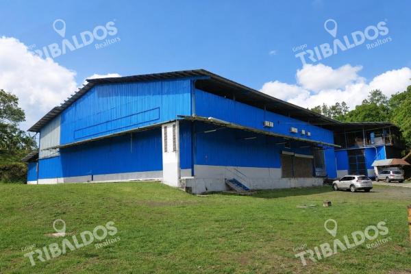 Warehouse sale in las cumbres