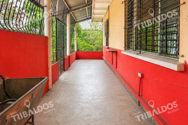 Land for sale with construction on thetransístmica