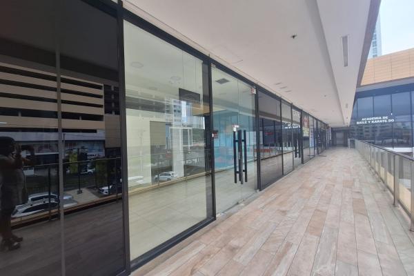 Alquiler de local comercial en ph liberty plaza