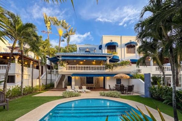 6-bedroom duplex home in playa blanca