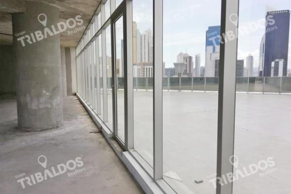 Oficina en gris, piso completo en calle 50, revolution tower