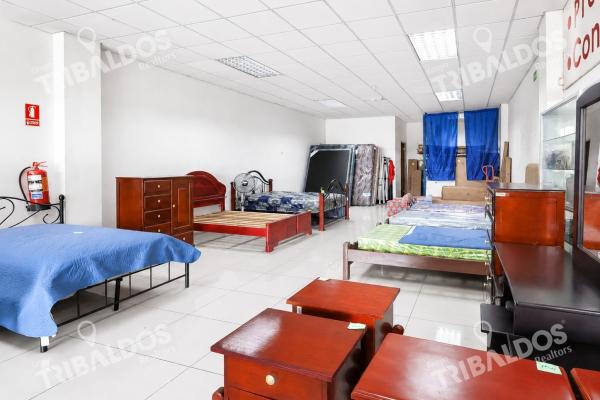 Alquiler de local comercial en centro comercial la doña
