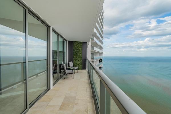 For sale | exclusive furnished 1-bedroom residence