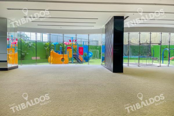 Venta de apartamento remodelado en p.h q tower, punta pacifica