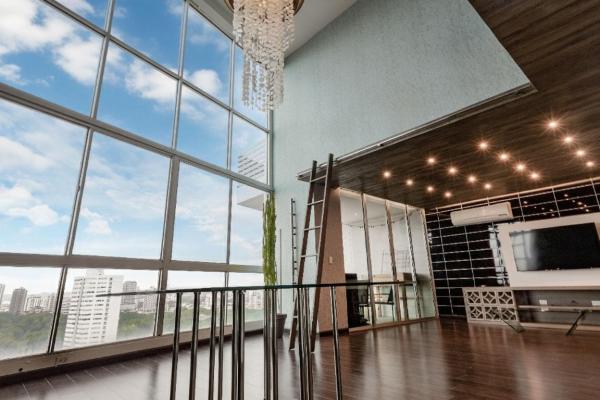 Apartment for sale in via porras ph park loft