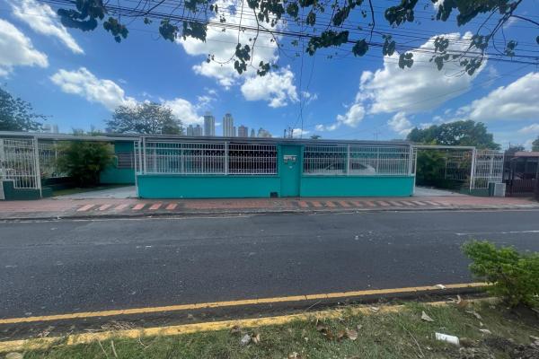 Excelente propiedad de inversión en calle principal de chanis