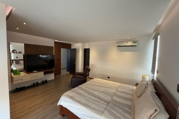 House for sale in villa valencia, south coast