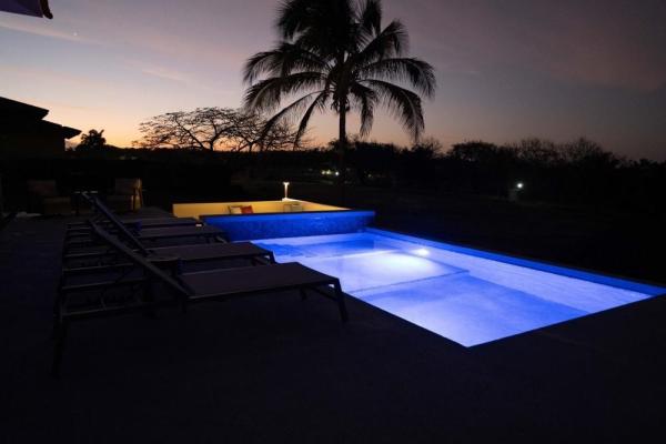 Casa moderna con vista al mar en andromeda estates pedasi