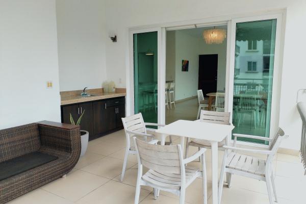 Venta de apartamento amoblado en ph punta barco village