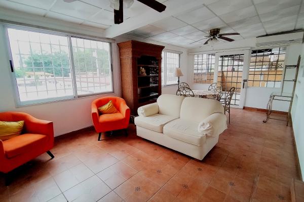 Sale of townhouse in villa cáceres