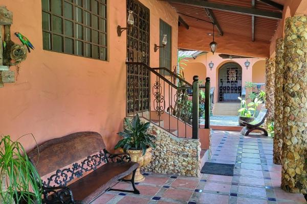 Se vende casa con plantación en nueva gorgona, chame
