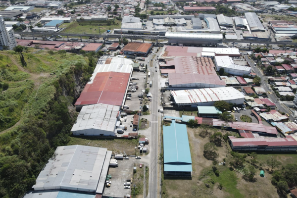Venta de terreno en el crisol san miguelito