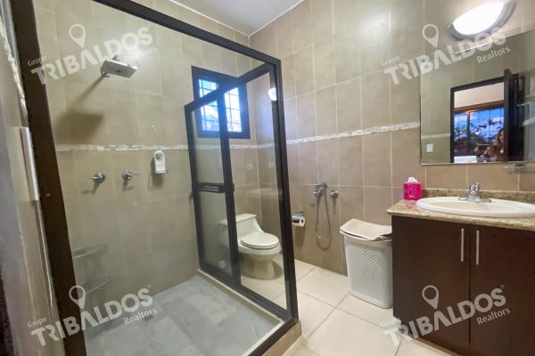 Se vende o alquila casa en hacienda pacífica en san carlos