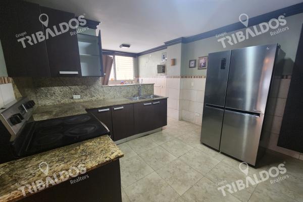 Venta de apartamento en edificio cibeles, villa de las fuentes