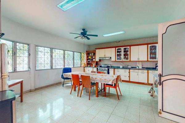House for sale in the old town of colón, panama