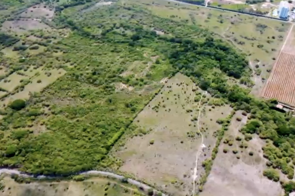 Sale of land in playa blanca
