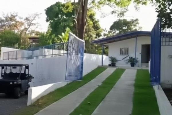 House with pool and spacious terrace - san carlos