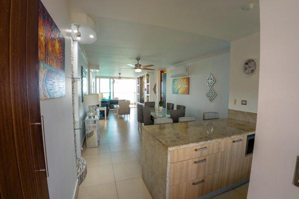 Apartamento frente al mar en playa serena nueva gorgona panamá