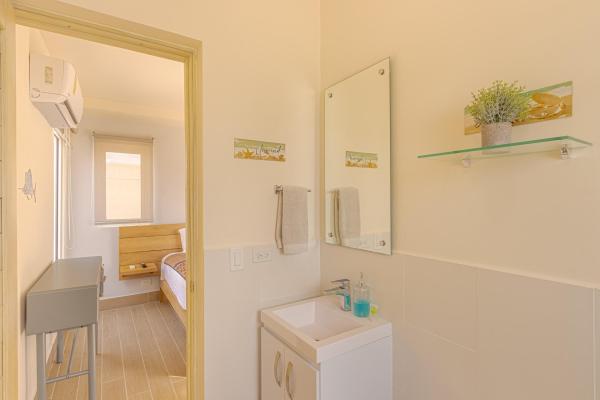 Furnished 2-bedroom beach home in playa caracol
