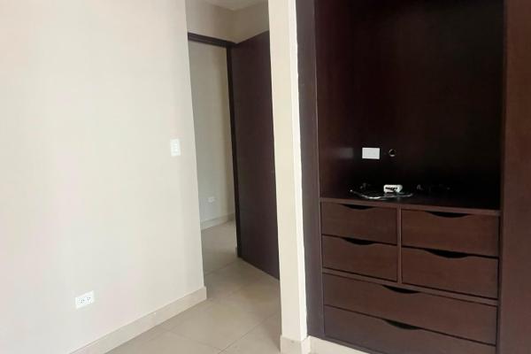 Banco vende ph embassy club, clayton