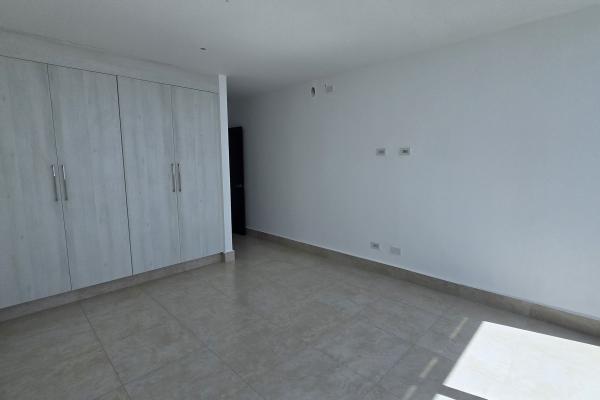 Venta de apartamento en ocean waves nueva gorgona