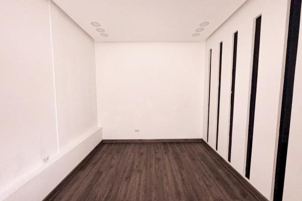 Local remodelado en via brasil para salon de belleza - via brasil 151 m2