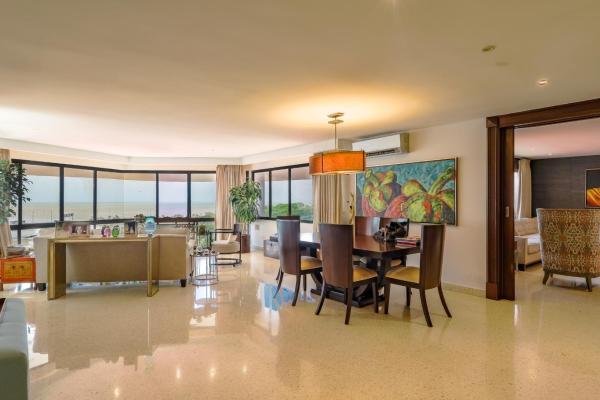 Sale of apartment in coco del mar, facing the sea, marina del rey