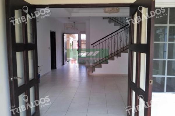 Venta de casa en villa valencia