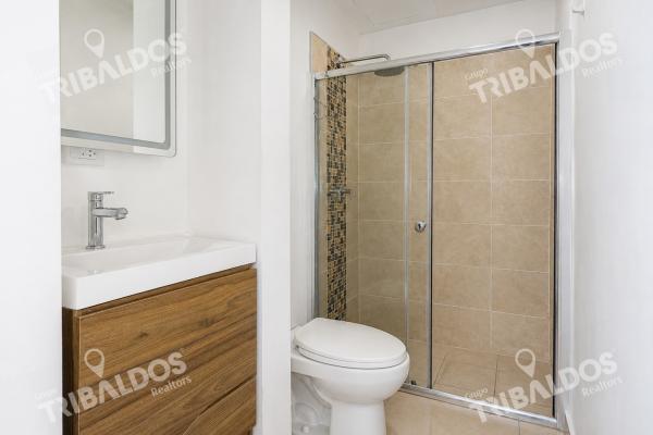 Venta de oficina amoblada en bicsa | 455 m² | 8 parkings | vista a la bahia