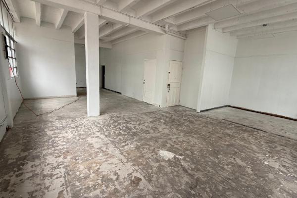 Office for rent in plaza inca