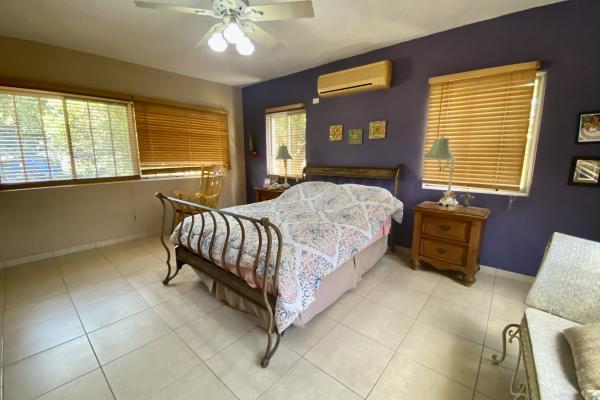 Venta de casa con vista a cancha de golf en coronado