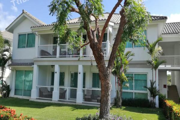 Bijao beach club & residences