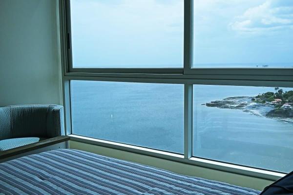 Venta de penthouse en gorgona, ph royal palm