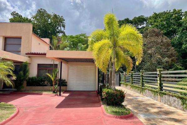 House in the panama golf club