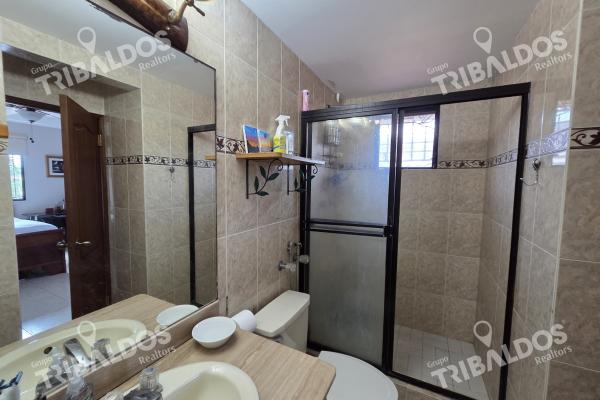 Venta de amplia casa en ph villa de vizcaya, condado del rey