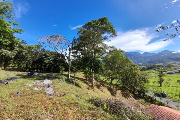 Lote privilegiado en venta en volcán