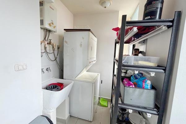 Alquiler apartamento (línea blanca)