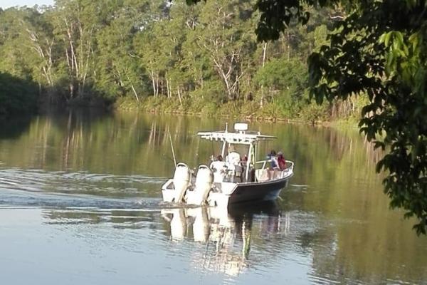 Lot for sale in guabala with river, estuary
